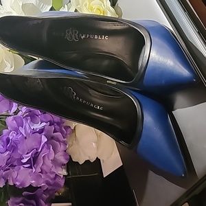 Rock n Republic Royal Blue British Pump size 10